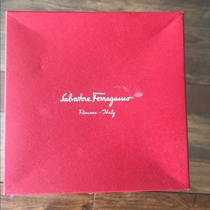 Ferragamo belt box